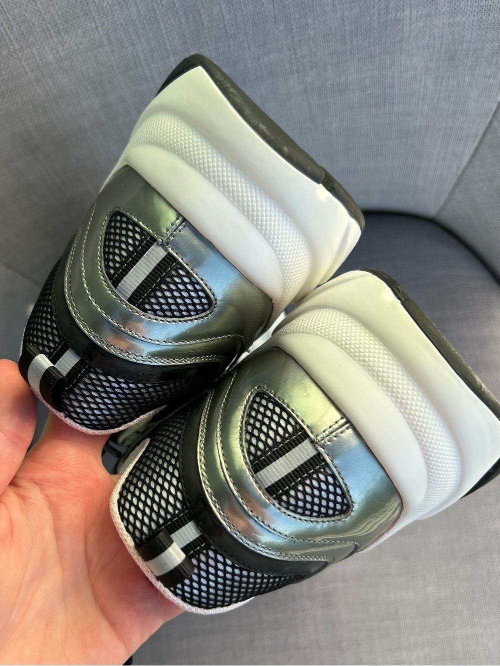 Dior B22 silver sneakers - Picture 5 of 10